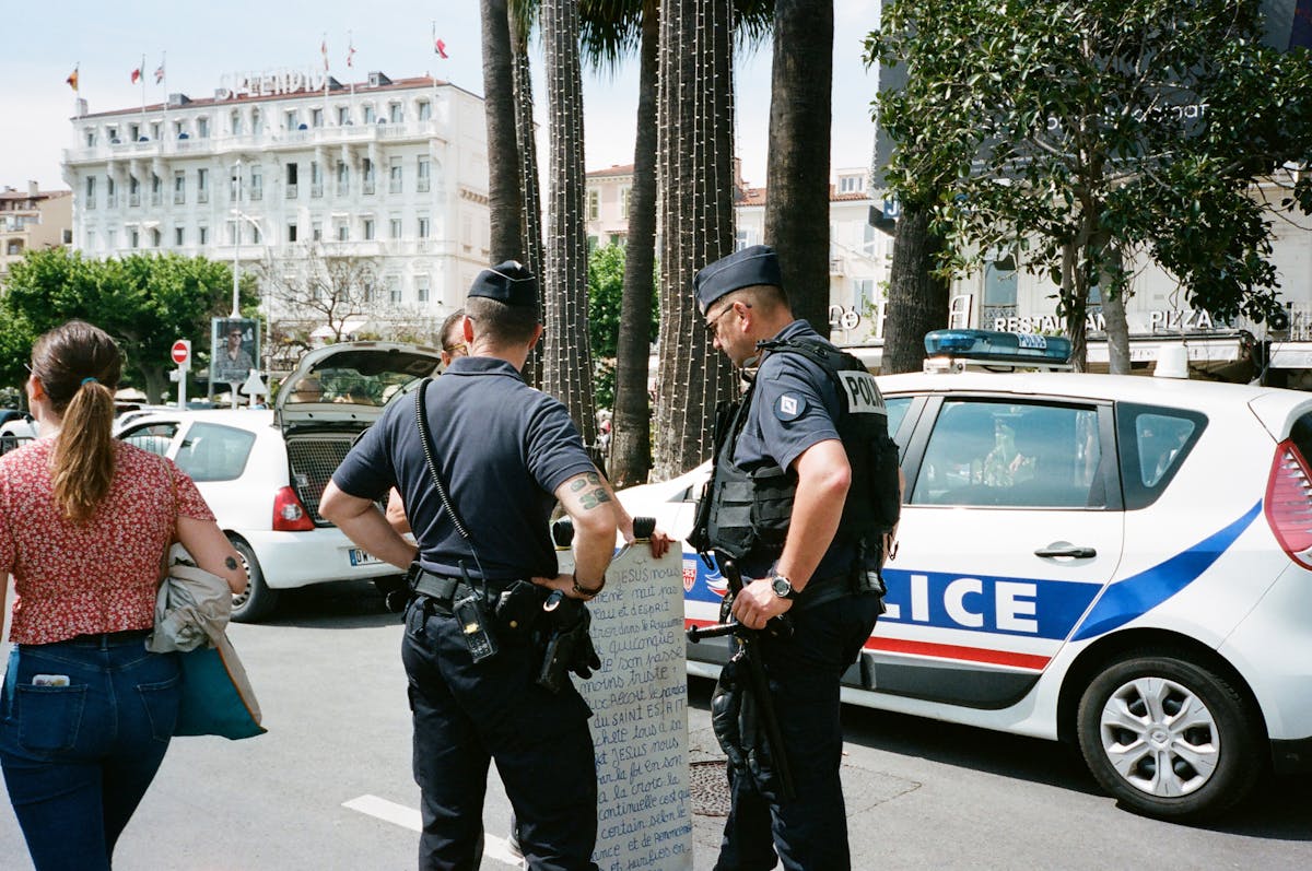 officier de police